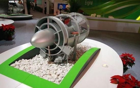 中国首台千公斤推力涡扇发动机 国际先进水平